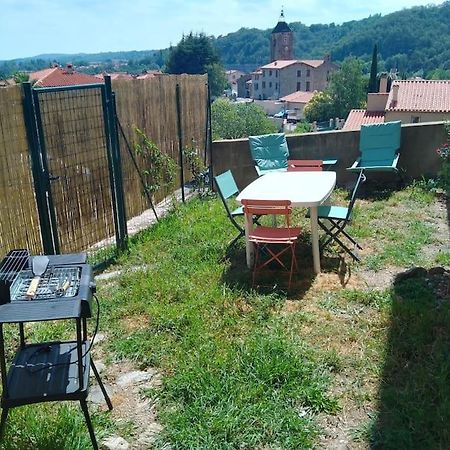 Maison 4 Pers Avec Jardin Au Pied Des Montagnes Ria Ngoại thất bức ảnh