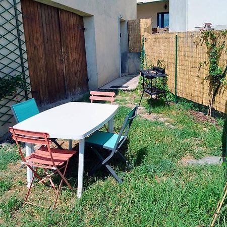 Maison 4 Pers Avec Jardin Au Pied Des Montagnes Ria Ngoại thất bức ảnh